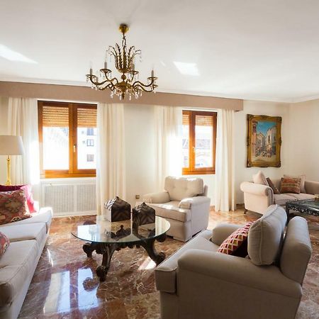 Catedral Cabildo Apartment Seville Ngoại thất bức ảnh