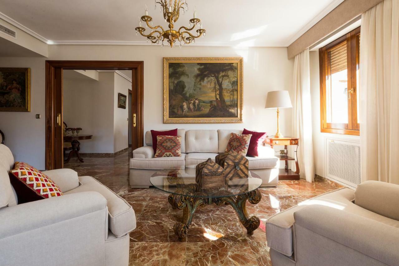 Catedral Cabildo Apartment Seville Ngoại thất bức ảnh