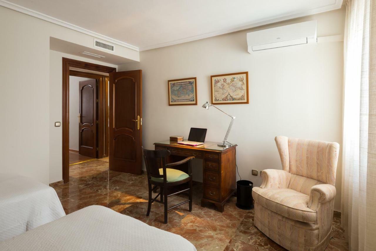 Catedral Cabildo Apartment Seville Ngoại thất bức ảnh