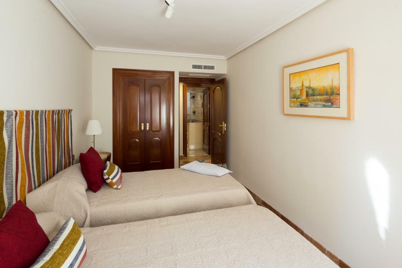 Catedral Cabildo Apartment Seville Ngoại thất bức ảnh