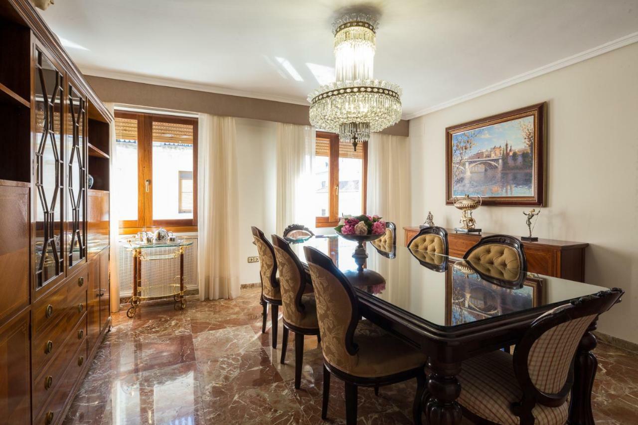 Catedral Cabildo Apartment Seville Ngoại thất bức ảnh
