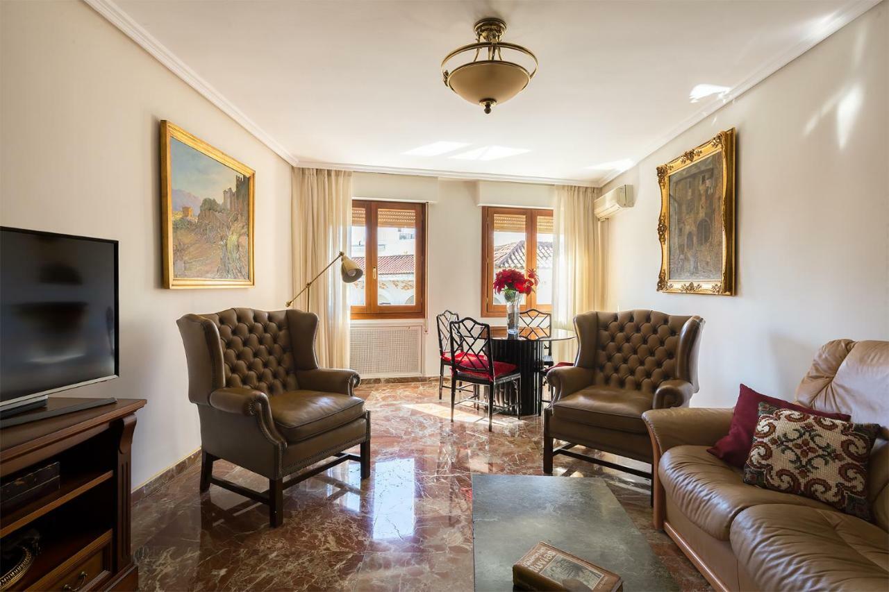 Catedral Cabildo Apartment Seville Ngoại thất bức ảnh